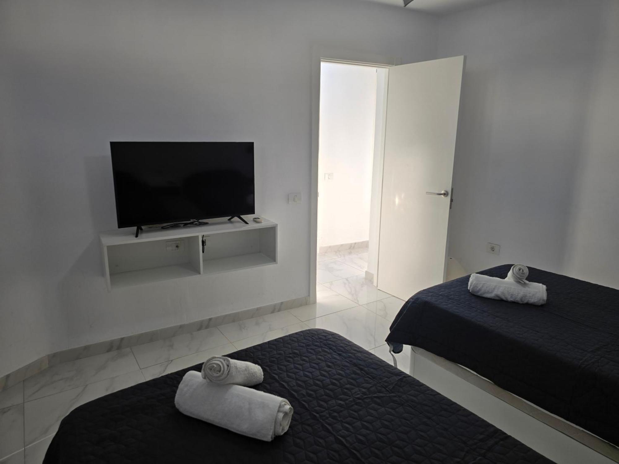 Aqua Sun Los Geranios By Helloapartments Costa Adeje  Buitenkant foto
